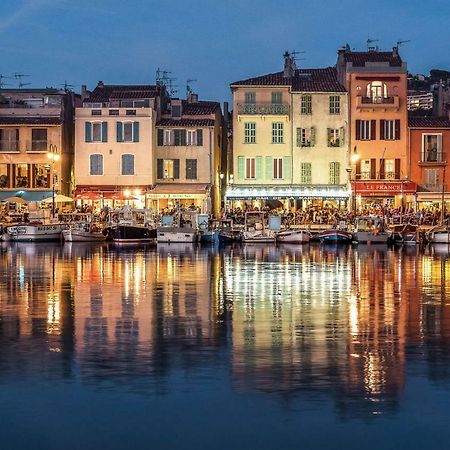 Ferienwohnung Les Barques, Vue Splendide Sur Le Port De Cassis Exterior foto